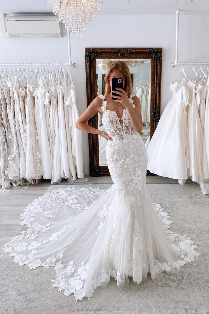 Classic Mermaid Plunge-V-Neck Spaghetti-Strap Open-Back Train-Length Wedding Dress