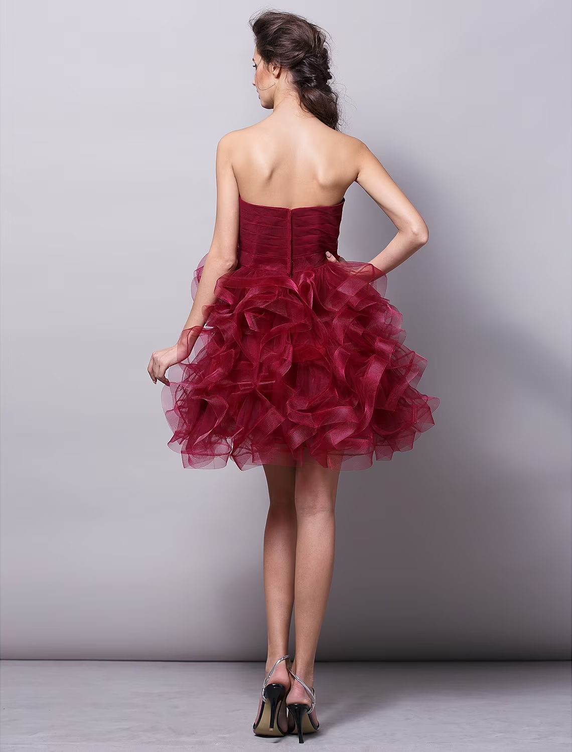 Dazzling Strapless Ball Gown Ruched Tiered Tulle Short Homecoming Cocktail Dress.