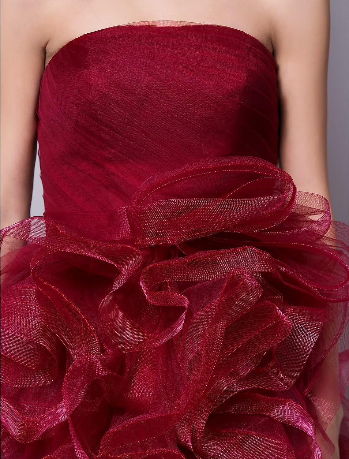 Dazzling Strapless Ball Gown Ruched Tiered Tulle Short Homecoming Cocktail Dress.
