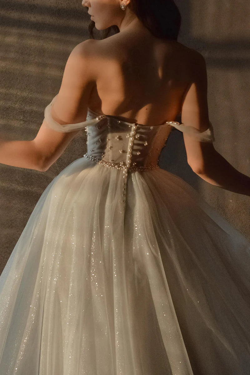 Dreamy Ball-Gown Sweetheart Spaghetti Strap Lace Up Back Train Length Wedding Dress