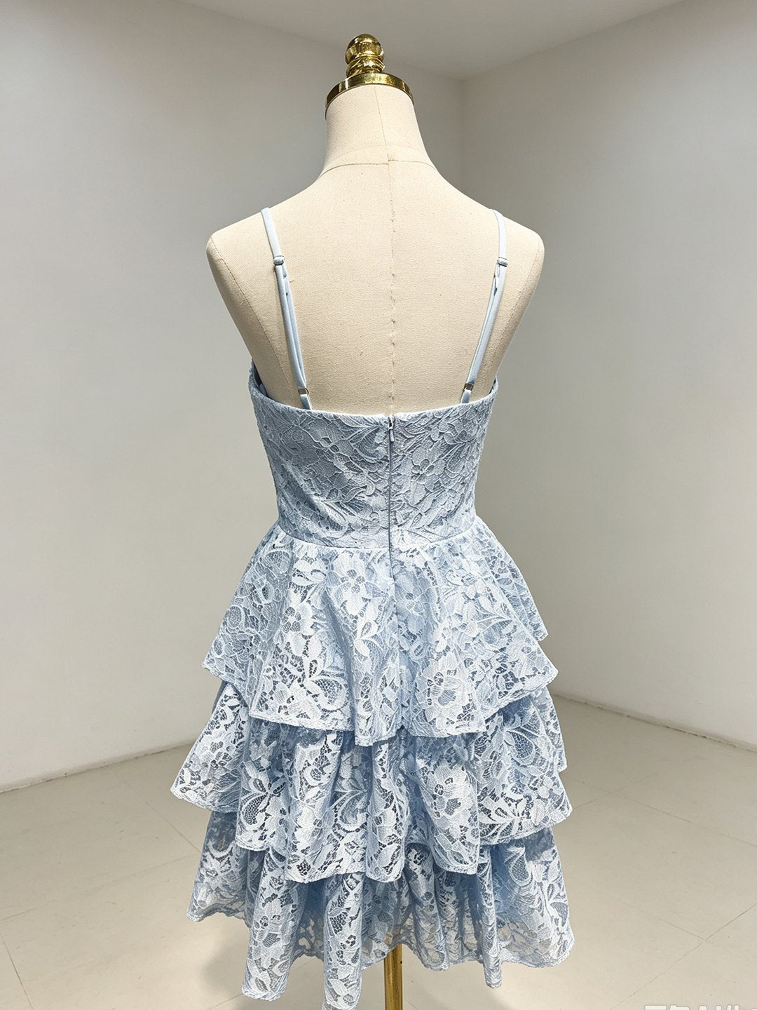 Sky Blue Lace tiered sweetheart zipper-back Mini Dress
