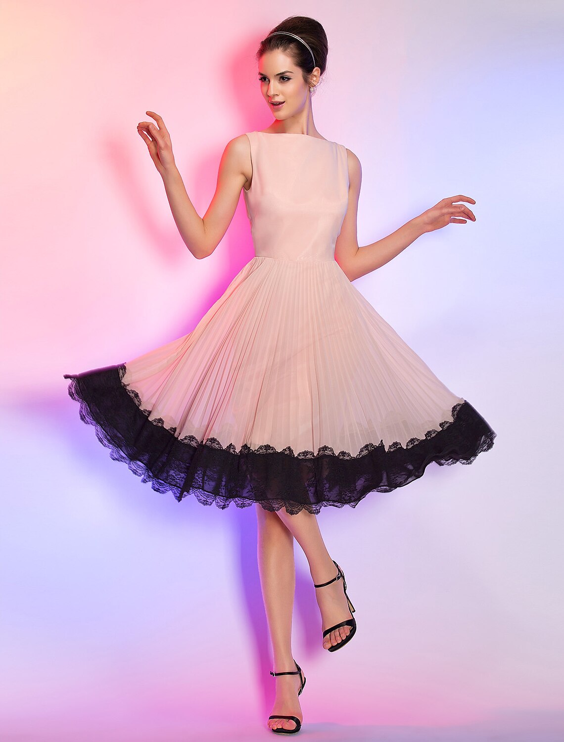 Elegant A-Line Boat Neck Vintage Lace Chiffon Knee Length Homecoming Dress.