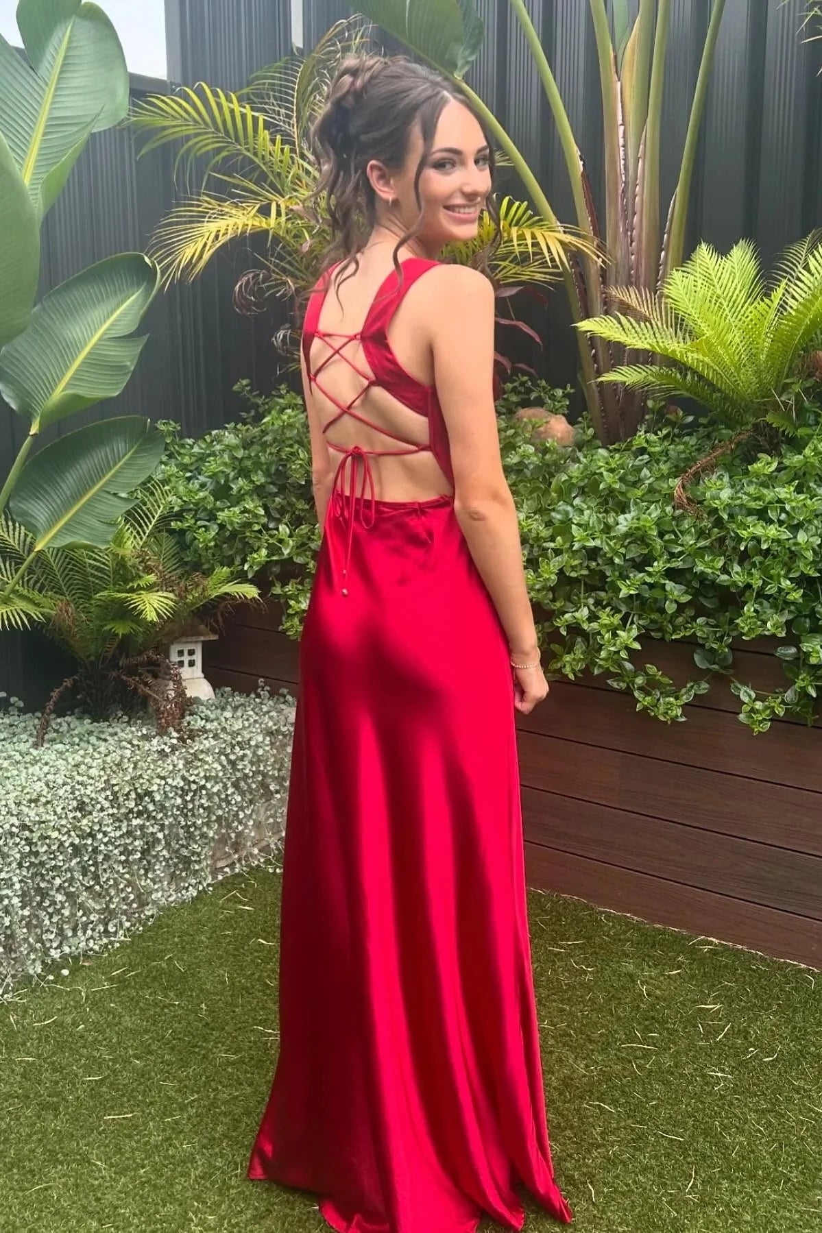 Elegant A-Line Square-Neck Sleeveless Lace-Up-Back High-Slit Maxi Evening Dress