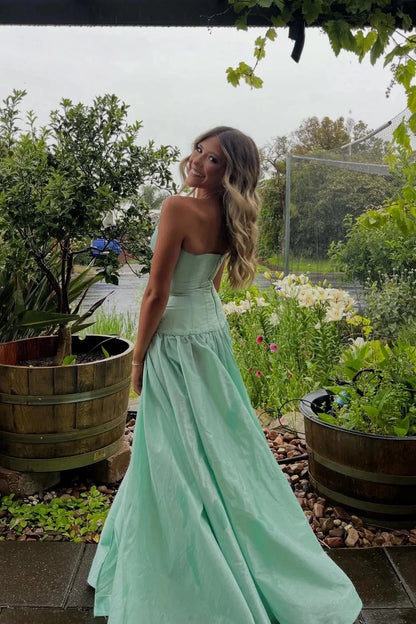 Elegant A-Line Strapless Sweetheart Open Back Mint Green Taffeta Evening Dress.