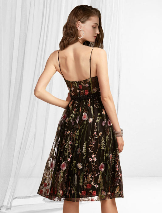 Elegant A-Line V-Neck Boho Lace Pattern Knee-Length Cocktail Dress.