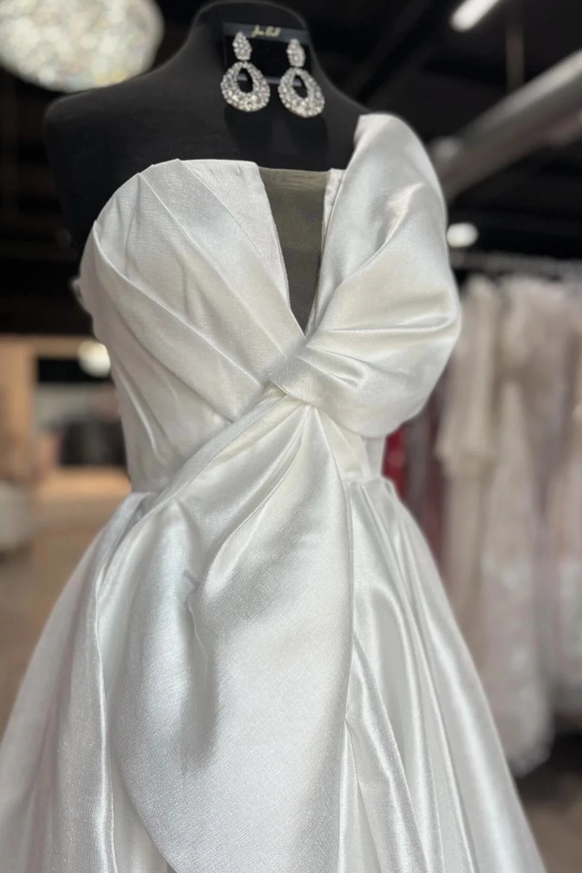 Elegant Ball Gown Strapless Sleeveless Open Back Sweep Train White Satin Evening Dresses