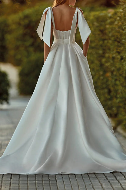 Elegant Ball-Gown Sweetheart Bow-Strap Open-Back Train-Length Wedding Dress