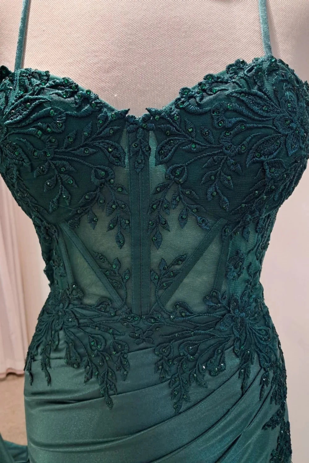 Elegant Mermaid Sweetheart Spaghetti-Strap Lace-Up-Back Lace-Appliqué High-Slit Train Evening Dress