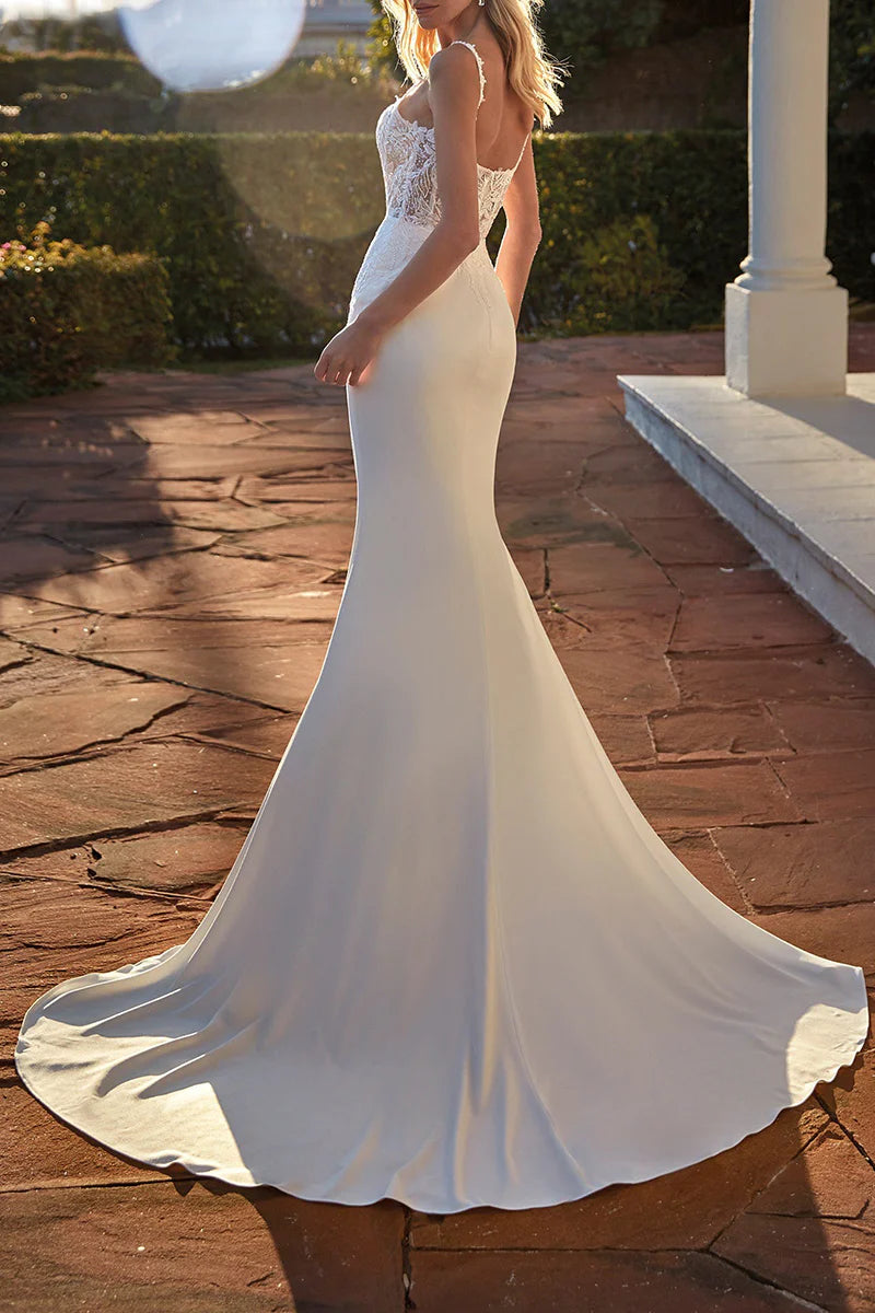 Elegant Mermaid Sweetheart Spaghetti-Strap Open-Back Train-Length Wedding Dress
