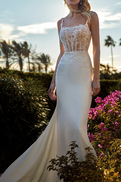 Elegant Mermaid Sweetheart Spaghetti-Strap Open-Back Train-Length Wedding Dress