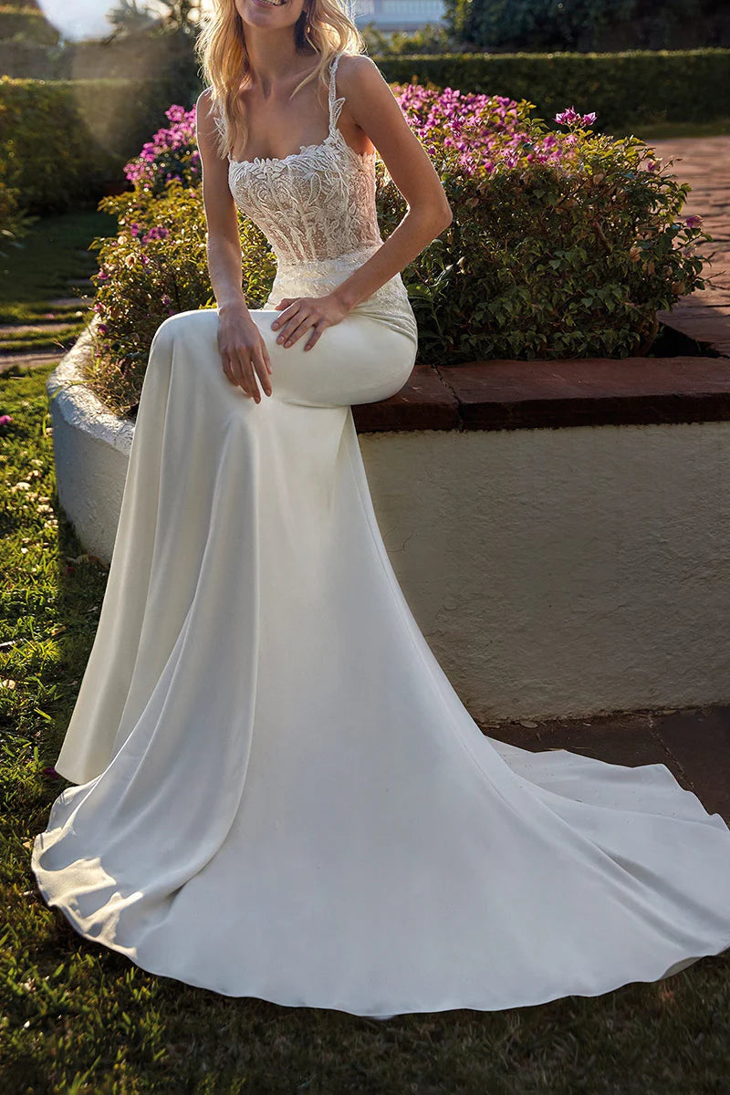 Elegant Mermaid Sweetheart Spaghetti-Strap Open-Back Train-Length Wedding Dress