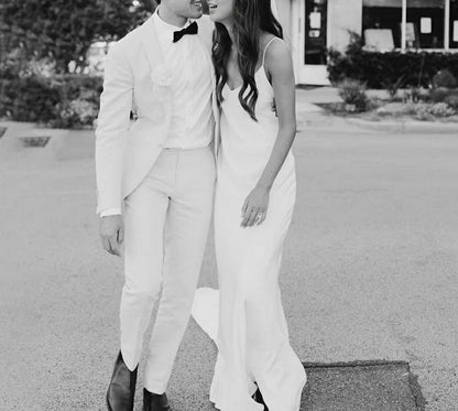 Elegant Mermaid V-Neck Spaghetti Strap Open Back Wedding Dress with Pearls.