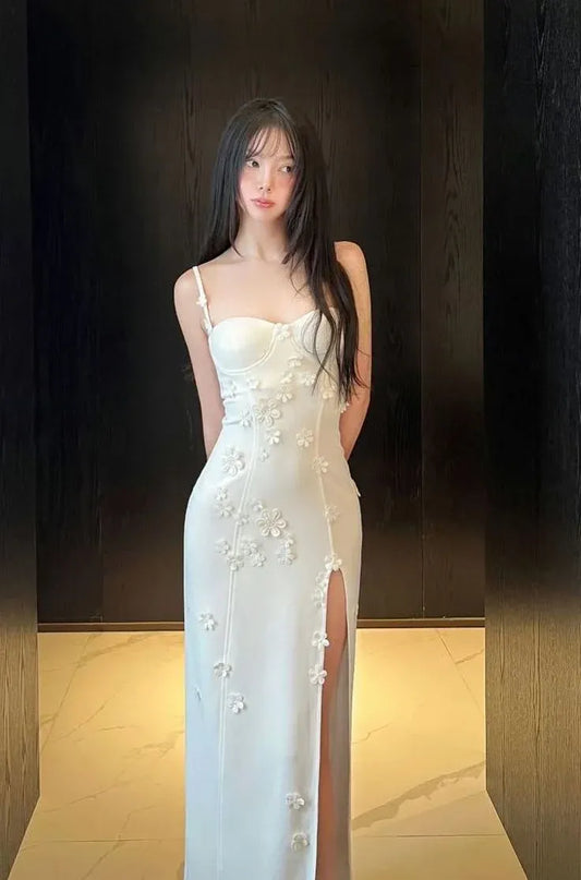 Elegant Sheath Sweetheart Spaghetti-Strap Floral Slit White Midi Prom Dress.