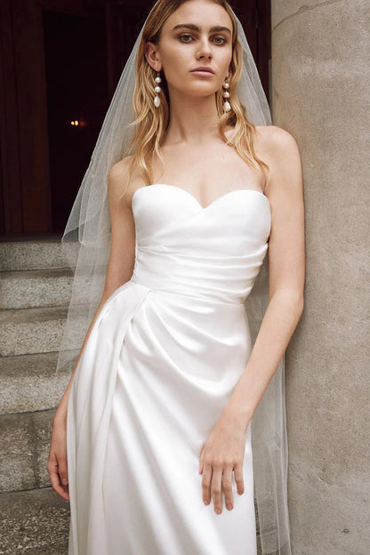 Elegant Sheath Sweetheart Strapless Open Back Train Length Wedding Dress