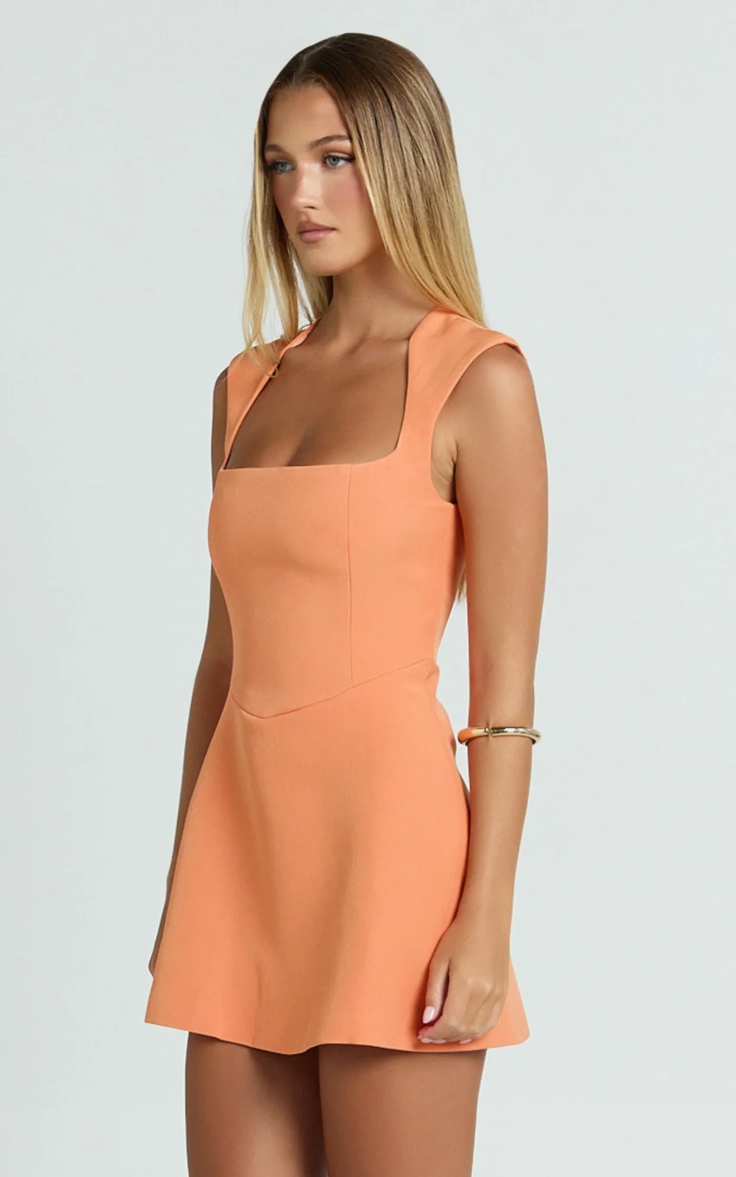 Elegant A-Line Square Neck Sleeveless Keyhole Back Mini Homecoming Dress for Parties