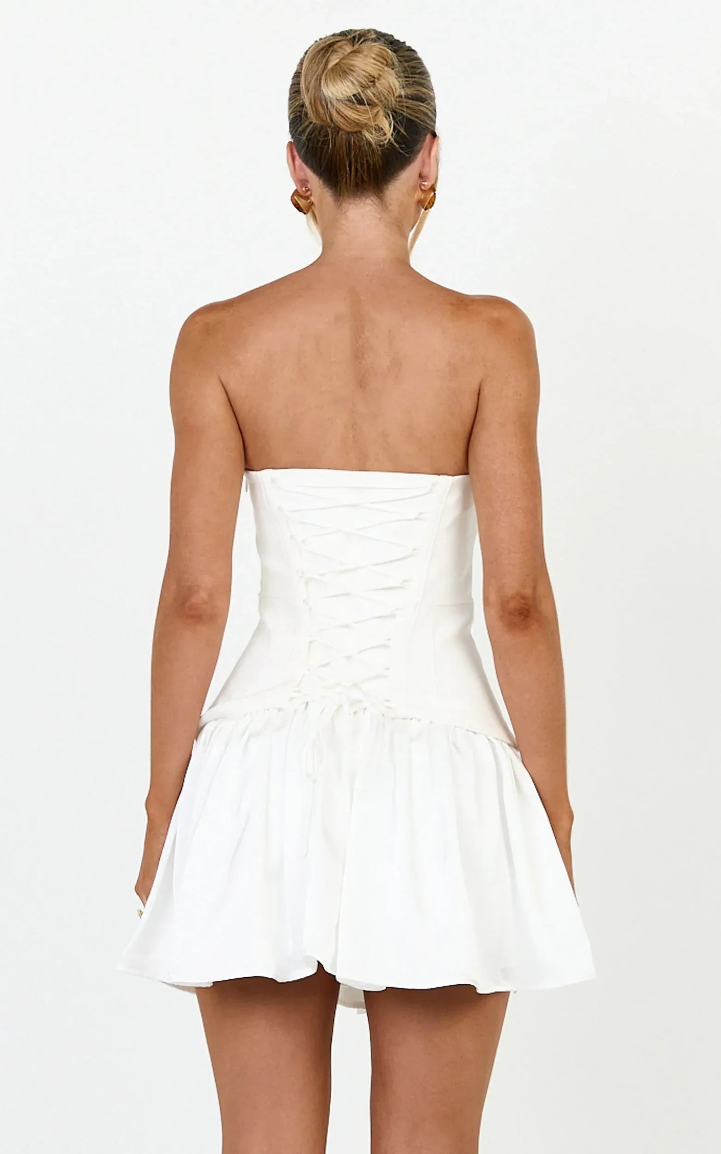 Elegant A-Line Strapless Sweetheart Lace-Up Back Mini Homecoming Dress for Parties