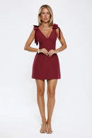Elegant A-Line V-Neck Sleeveless Tie-Shoulder V-Back Mini Homecoming Dresses