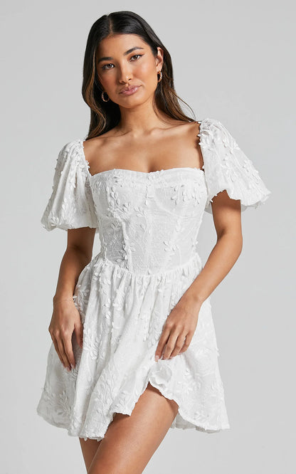 Elegant Embroidered A-Line Square Neck Puff Sleeve Lace-Up Back Mini Homecoming Dresses