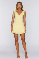 Elegant Fit-and-Flare Lace-Trimmed V-neck Tie-Shoulder V-back Mini Homecoming Dresses