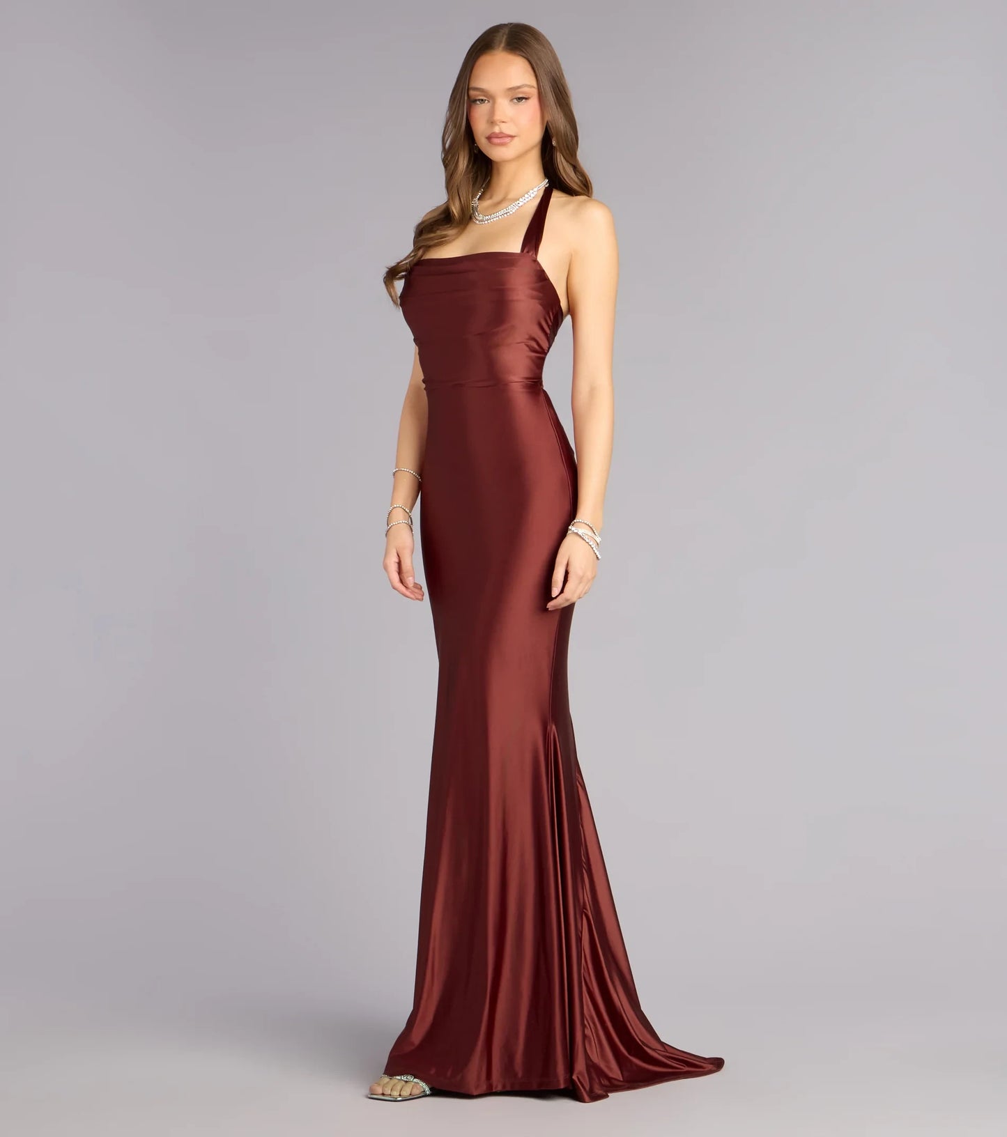 Elegant Mermaid Halter Sleeveless Lace-Up Back Floor-Length Prom Dress for Formal Events