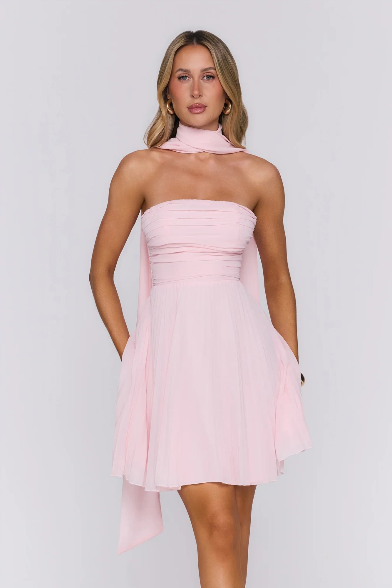 Elegant Pleated A-line Strapless Sleeveless Open Back Mini Homecoming Dresses