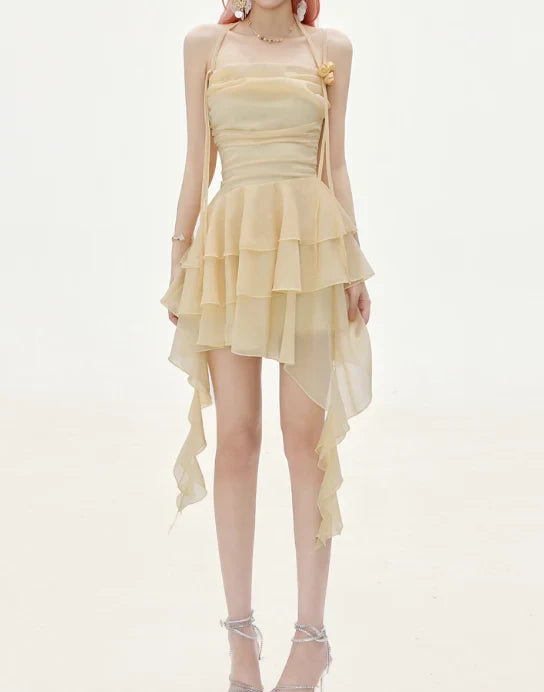 Elegant Ruched A-Line Halter Sleeveless Open Back Asymmetrical Tiered Mini Homecoming Dresses