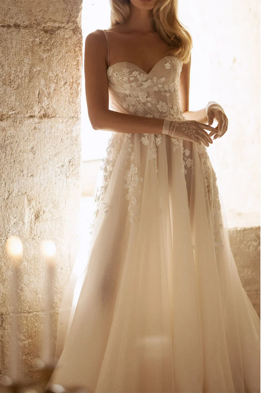 Ethereal A-Line Sweetheart Spaghetti-Strap Lace-Up-Back Train-Length Wedding Dress