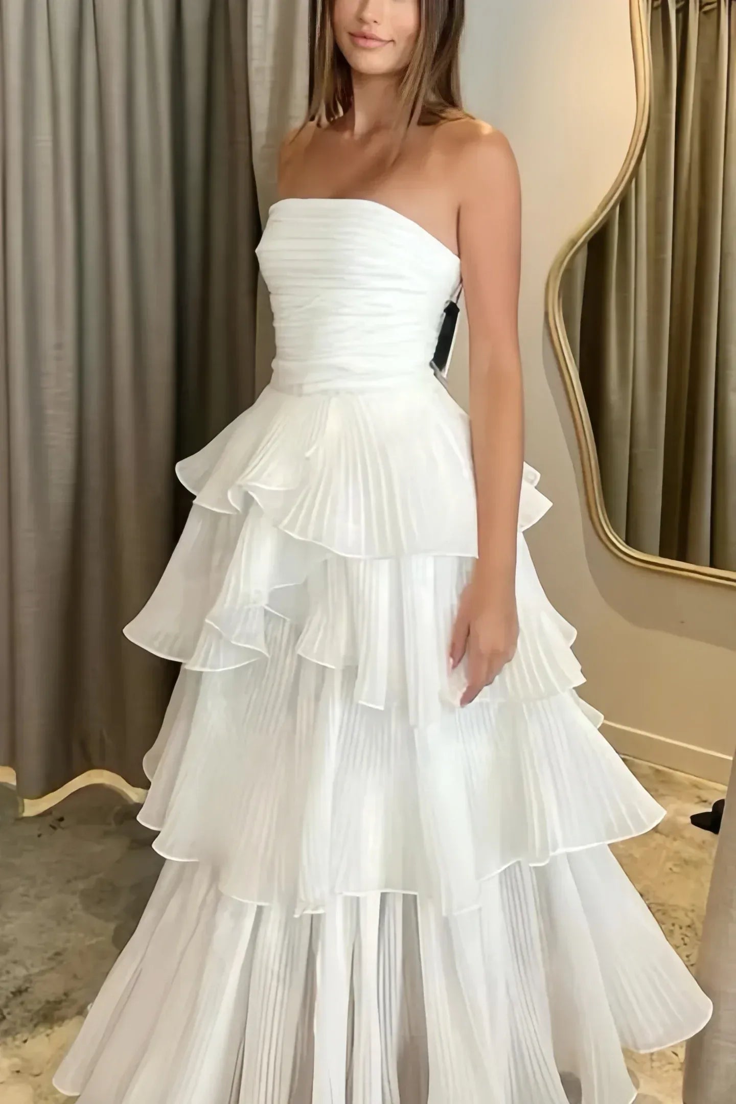 Flowy A‑Line Strapless Plain‑Back Floor‑Length Pleated Prom Dress