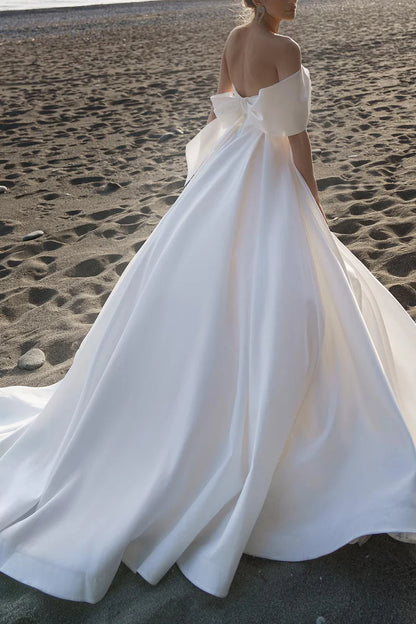 Glamorous A-Line Sweetheart Off-Shoulder Open-Back Train-Length Wedding Dress