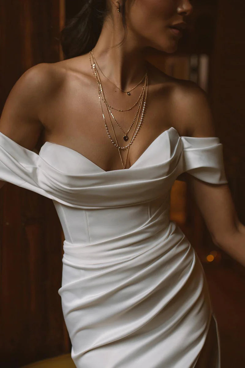 Glamorous Convertible Ball Gown Off Shoulder Sweetheart Button Back Train Length Wedding Dress