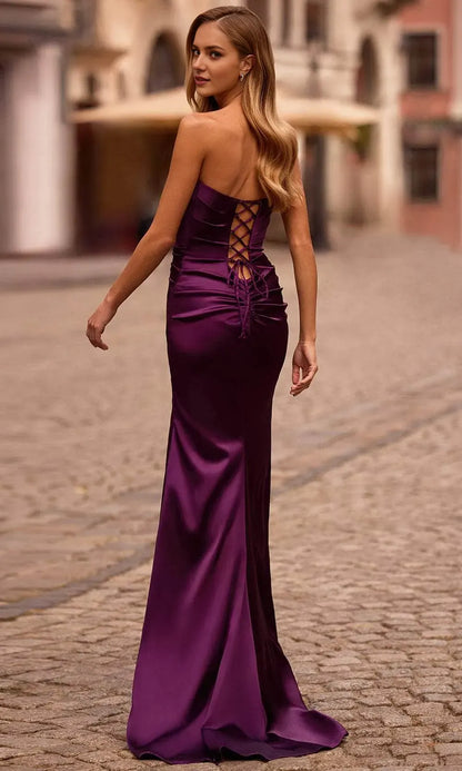 Lustrous Mermaid Strapless Lace Up Back Train Length Prom Dress