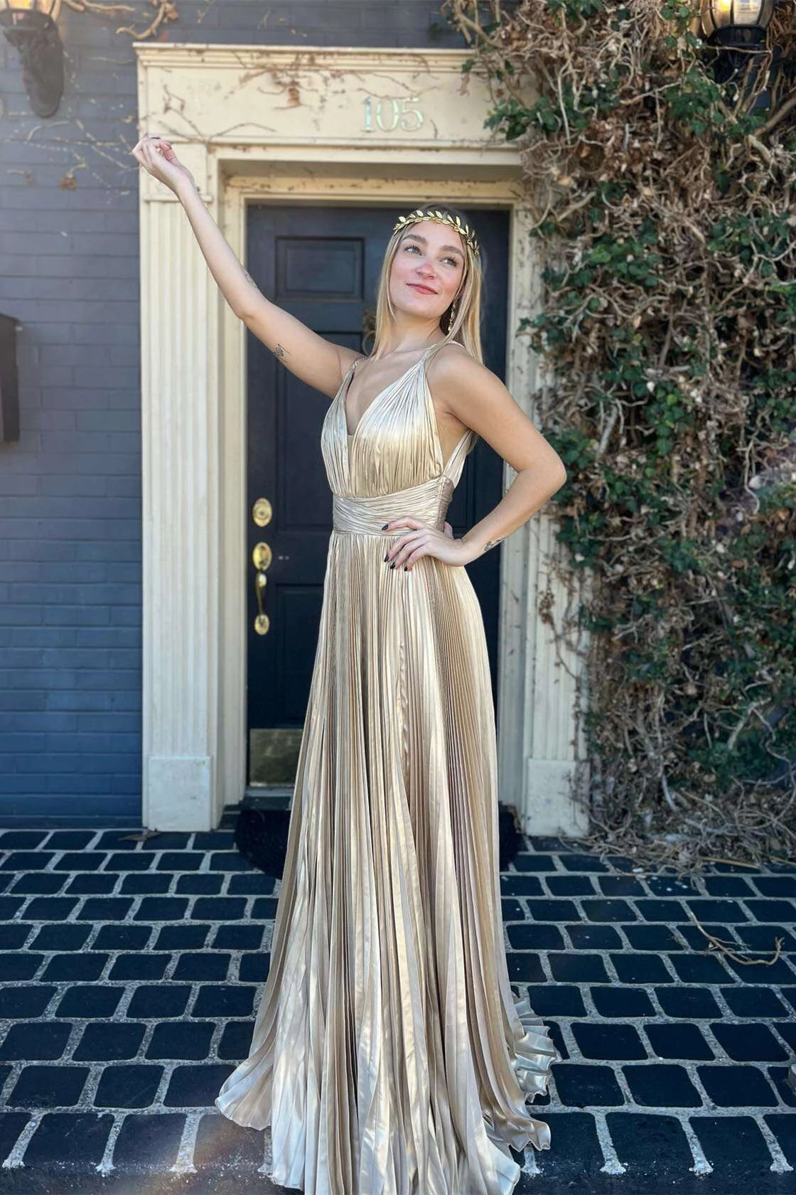 Luxurious A-Line V-Neck Spaghetti Straps Open Back Sweep Train Champagne Evening Dresses