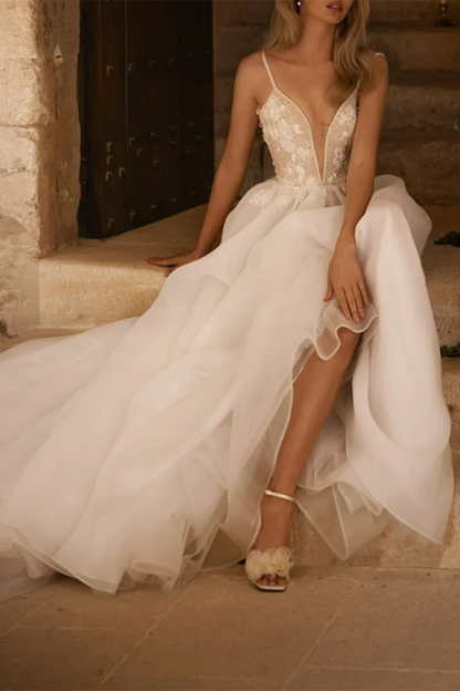 Luxury Ball-Gown Plunge-V-Neck Spaghetti-Strap Open-Back Train-Length Wedding Dress