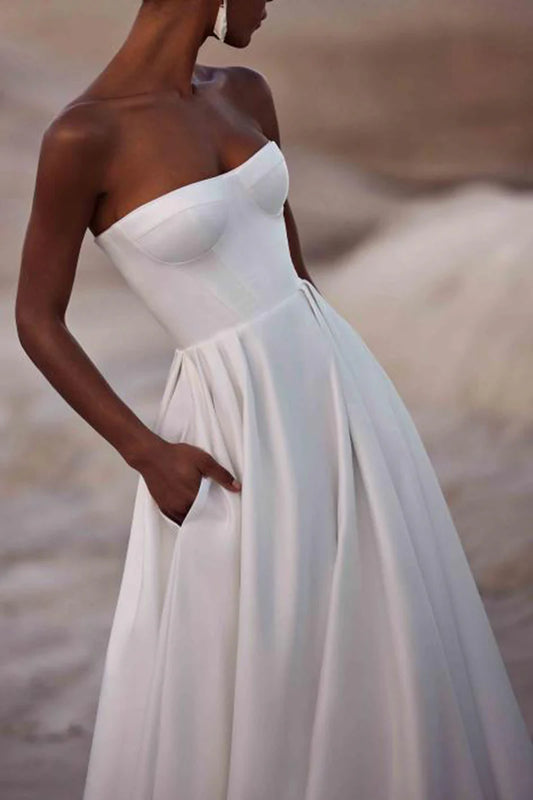 Minimalist A-Line Square Neck Strapless Lace Up Back Train Length Wedding Dress