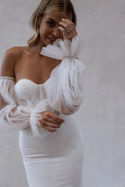Modern Mermaid Sweetheart Off-The-Shoulder Open-Back Train-Length Wedding Dress