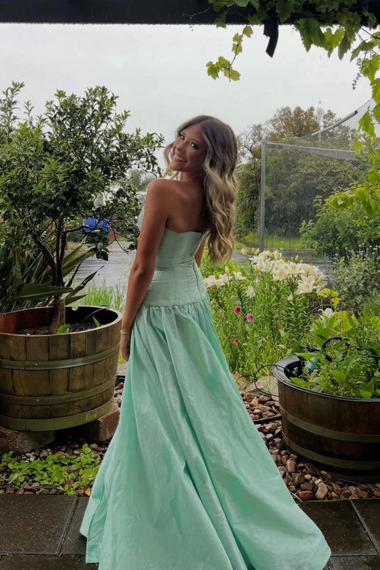 Romantic A-Line Strapless Sweetheart Sleeveless Open Back Floor-Length Mint Green Taffeta Evening Dresses