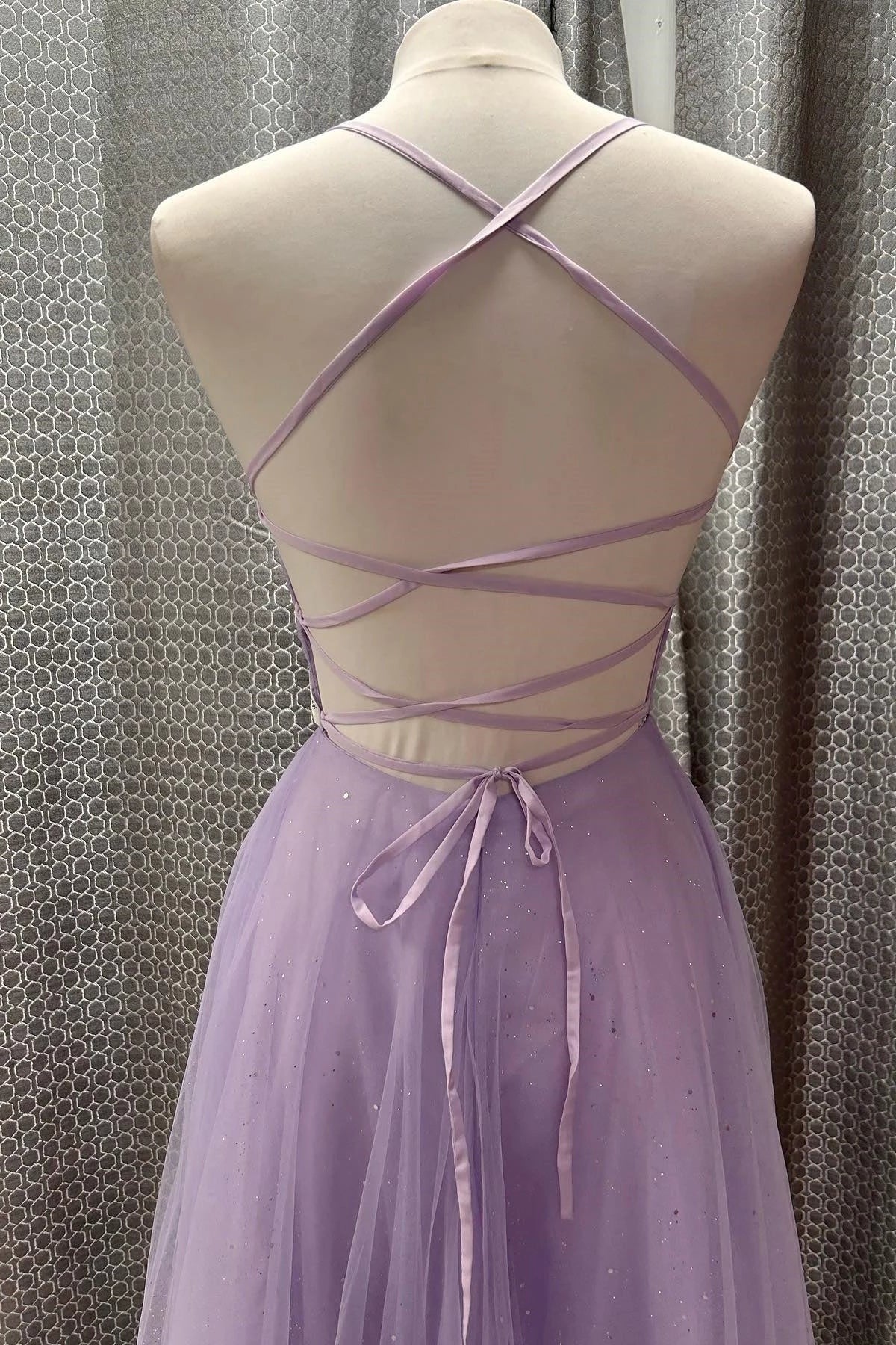Romantic A-Line V-Neck Spaghetti Straps Lace Up Back Floor-Length Lilac Glitter Tulle Evening Dresses