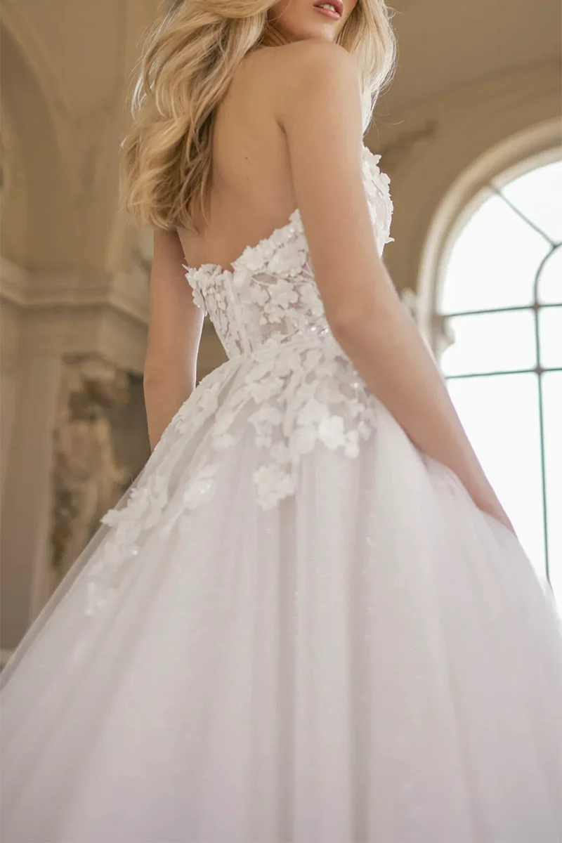 Romantic Ball-Gown Plunge-V-Neck Strapless Open-Back Train-Length Wedding Dress