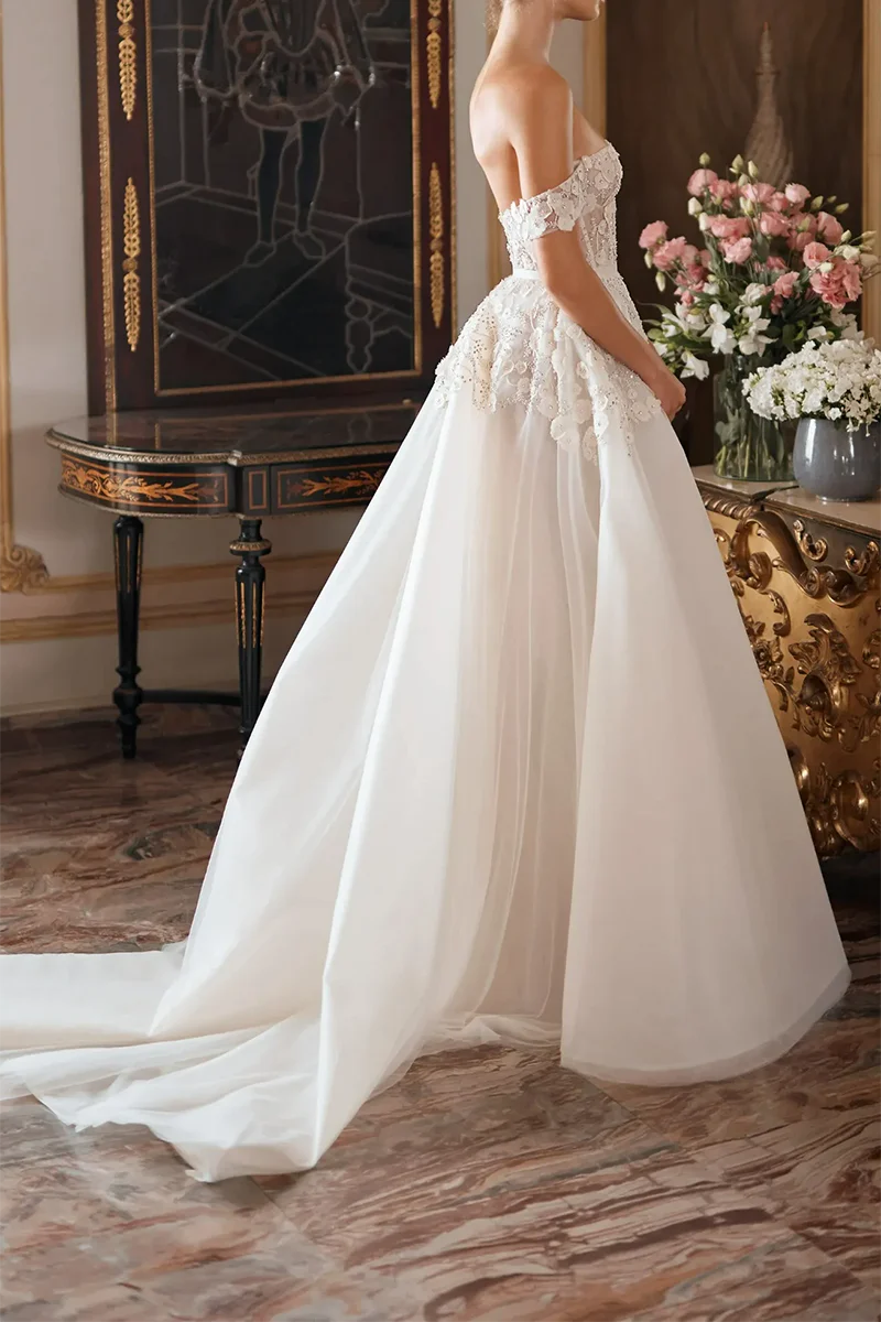 Romantic Ball-Gown Sweetheart Off-Shoulder Lace-Up-Back Train-Length Wedding Dress