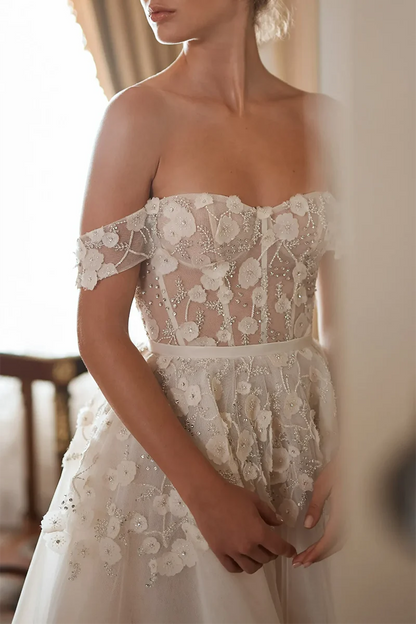 Romantic Ball-Gown Sweetheart Off-Shoulder Lace-Up-Back Train-Length Wedding Dress