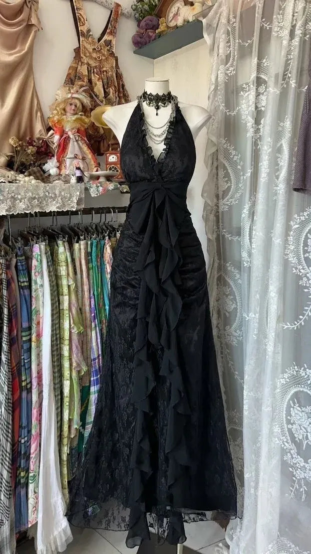Romantic Mermaid Halter Neck Sleeveless Tie‑Back Floor‑Length Prom Dress