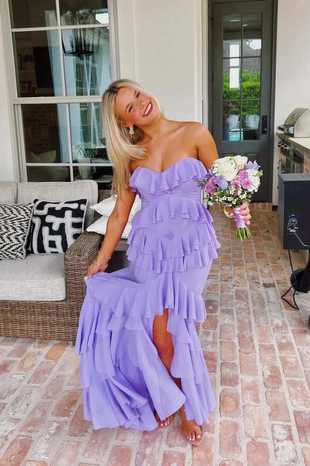 Romantic Mermaid Sweetheart Strapless Open-Back Tiered-Ruffle High-Slit Evening Dress
