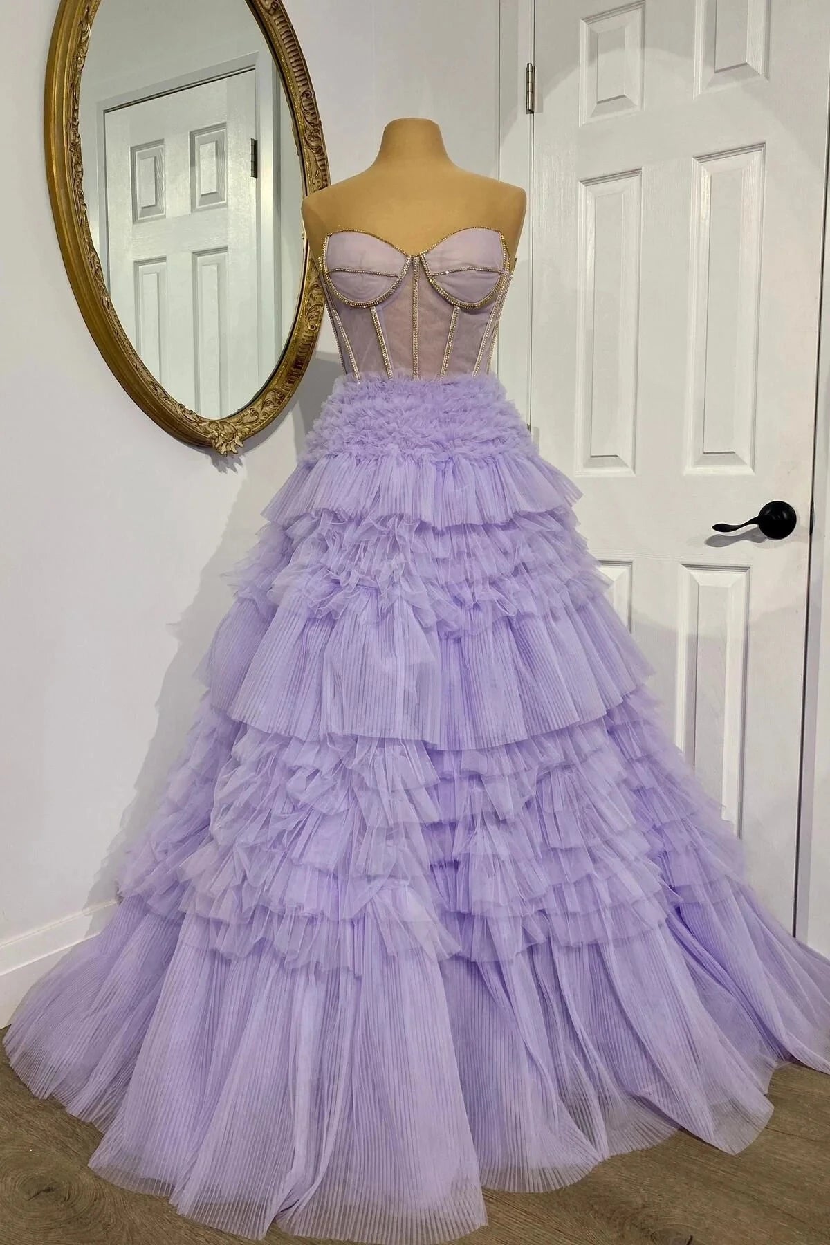 Romantic Tiered A-Line Sweetheart Strapless Open Back Sweep Train Lavender Ruffle Tulle Evening Dresses