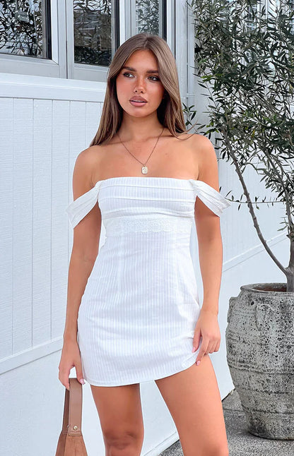 Sheath Square-neck Lace-trim Bow-back Convertible Mini Homecoming Dresses
