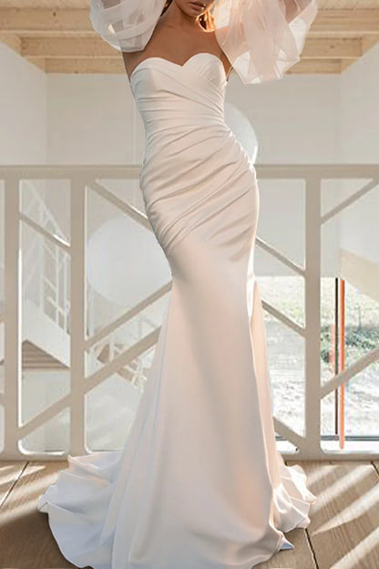 Sleek Mermaid Sweetheart Detachable Puff Sleeve Zipper Back Train Length Wedding Dress