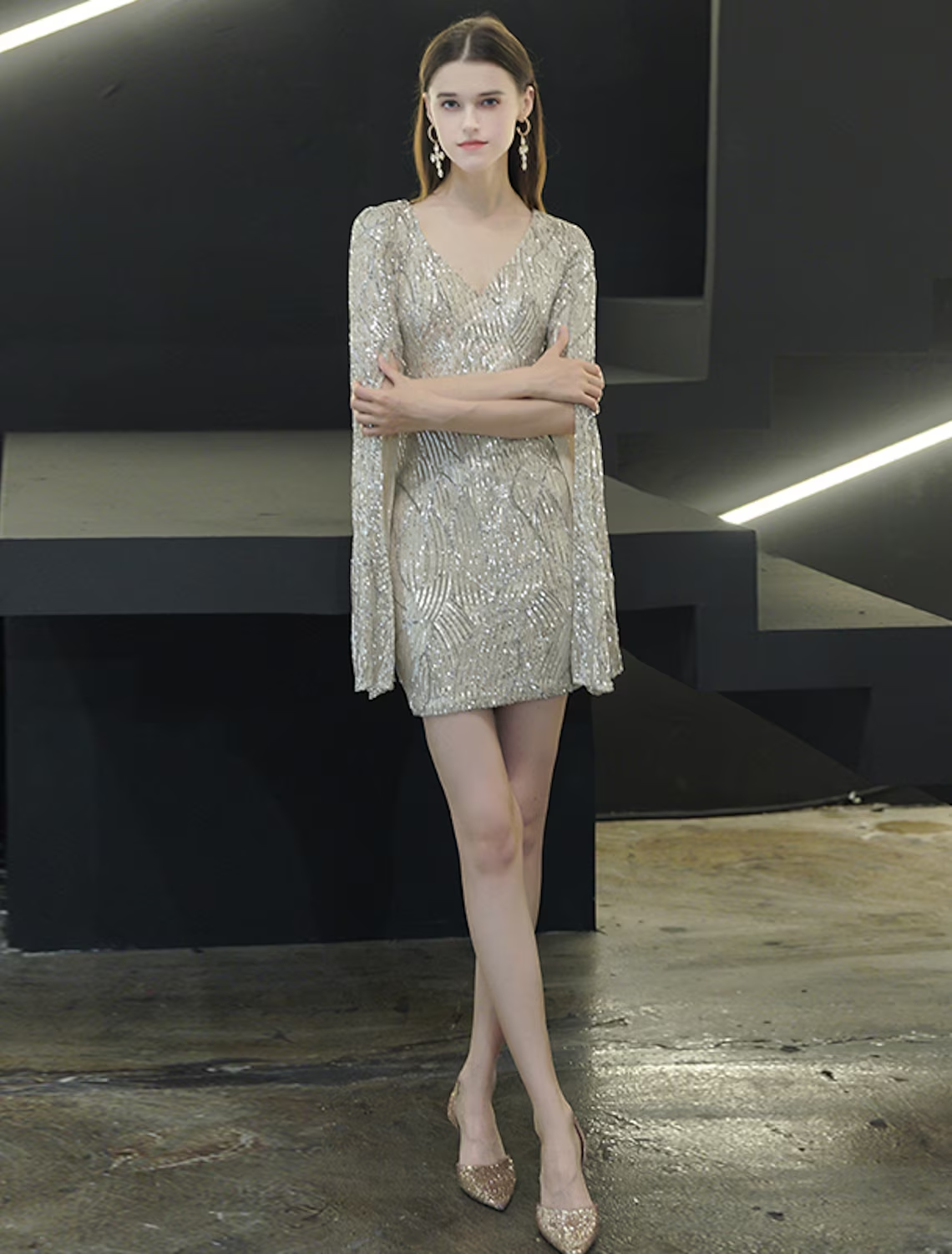 Sparkling Sheath V-Neck Long Sleeve Sequined Mini Homecoming Dress.