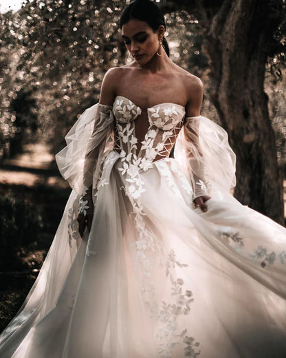 Vintage A-Line Plunge-V-Neck Cap-Sleeve Open-Back Train-Length Wedding Dress