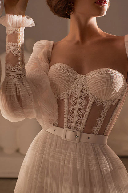 Vintage A-Line Sweetheart Detachable-Puff-Sleeve Lace-Up-Back Train-Length Wedding Dress