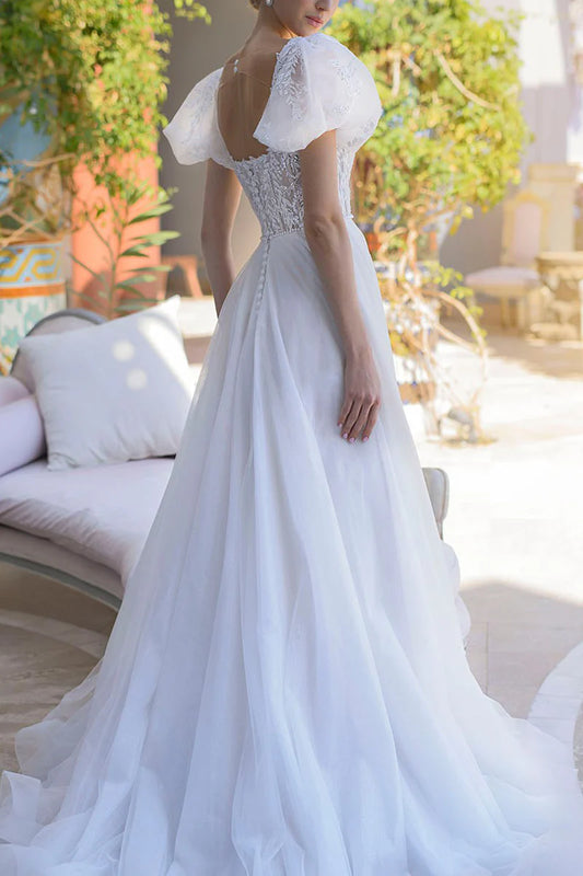 Vintage Ball-Gown Square-Neck Puffed-Short-Sleeve Sheer-Back Chapel Train Wedding Dress