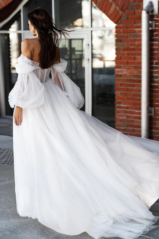 Whimsical Ball Gown Sweetheart Detachable Puff Sleeve Lace Up Back Train Length Wedding Dress